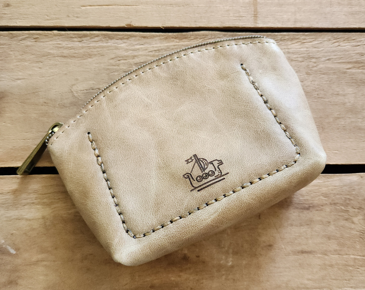 Zipper pouch with card holder