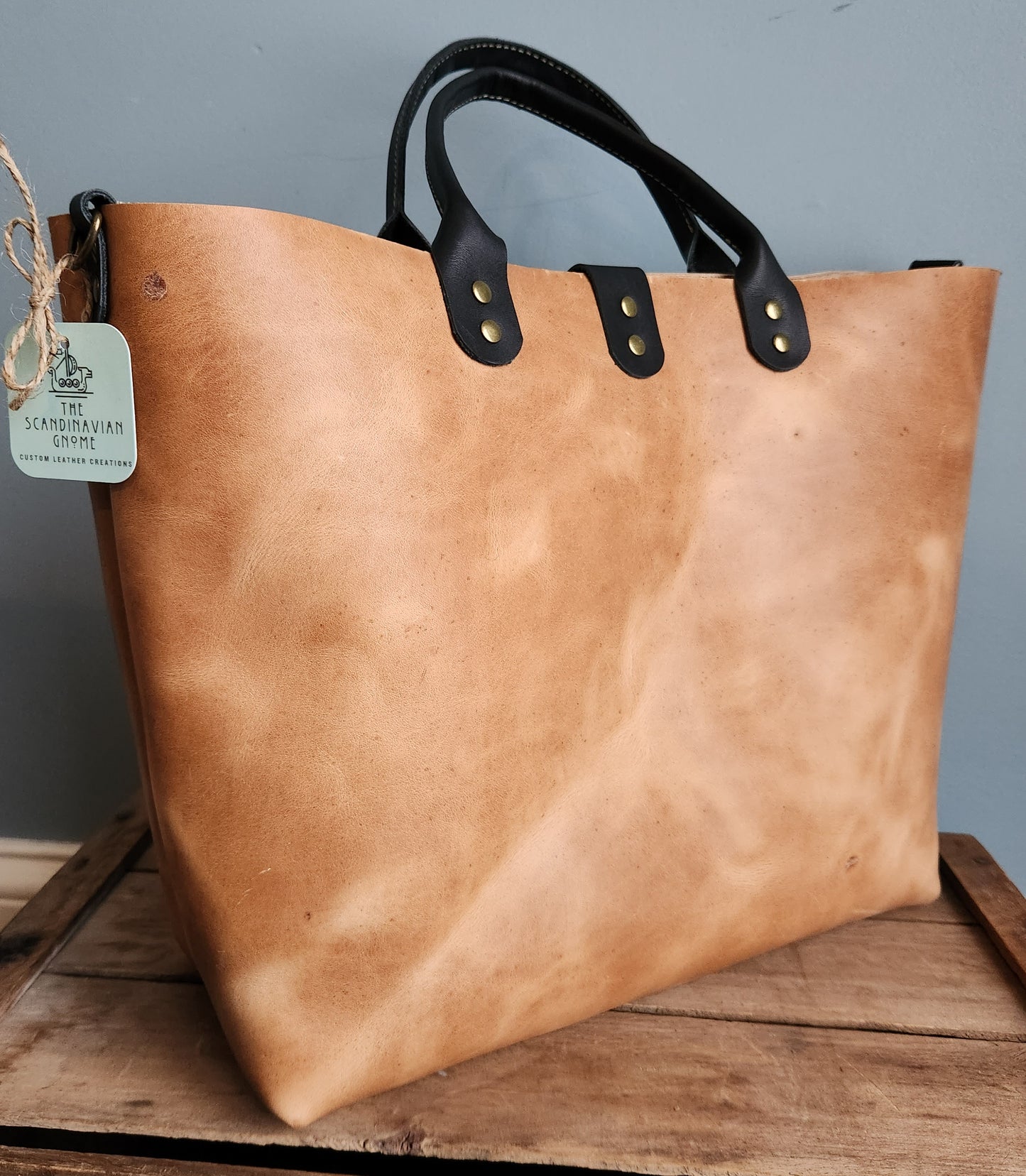 Natural brown and black 2 tone tote