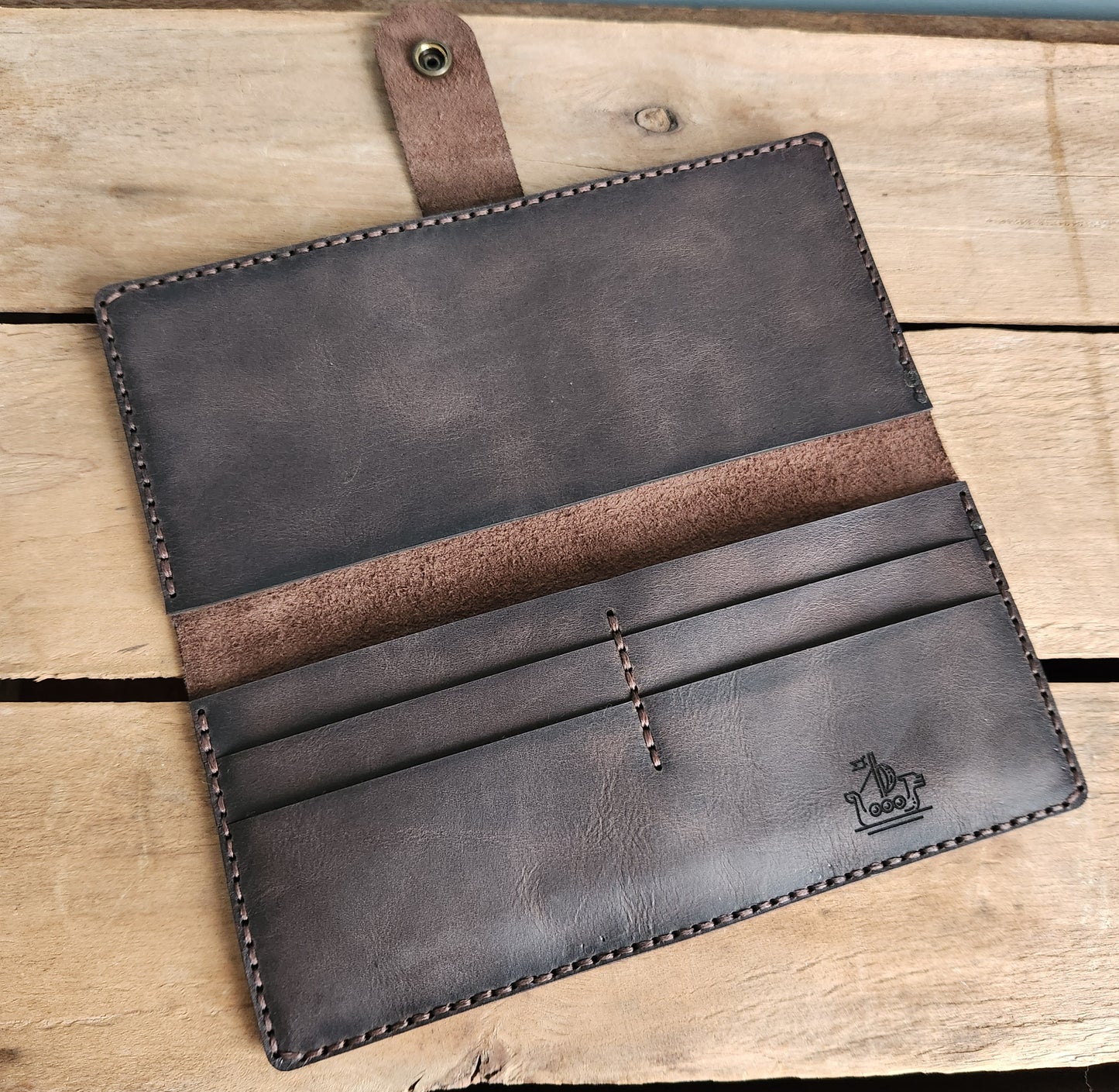 Espresso long wallet