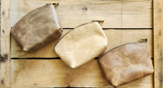 Zipper pouch with card holder